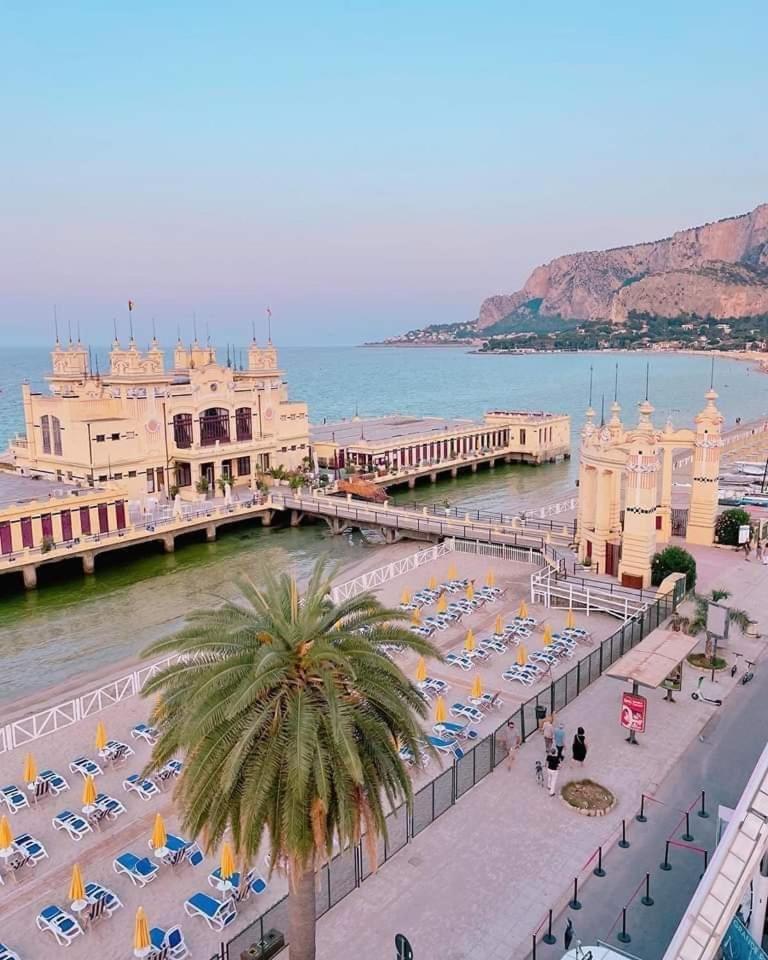 Вілла Villino Sirene Mondello Палермо Екстер'єр фото